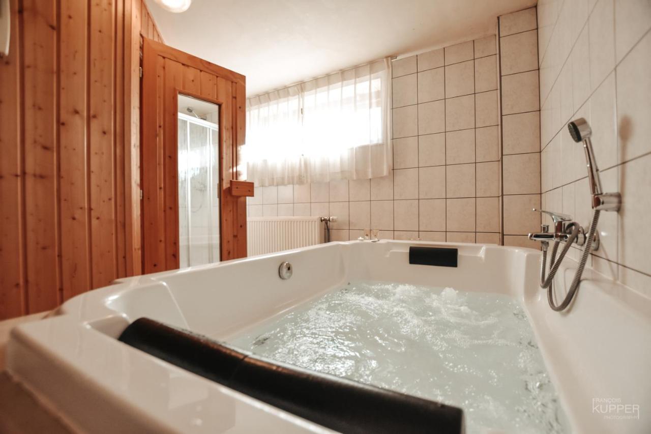 Le Milan Royal 26 Pers, Malmedy, Balneo, Vue, Calme Villa Ngoại thất bức ảnh